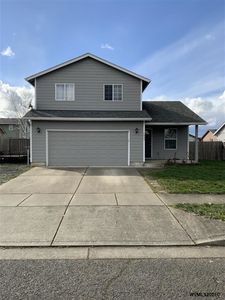 1034 S 10th St, Lebanon, OR, 97355