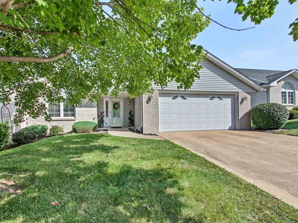 5009 Lake Ridge Dr, Quincy, IL 62305