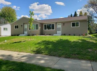 2801 Victoria Ln #2803, Madison, WI 53704