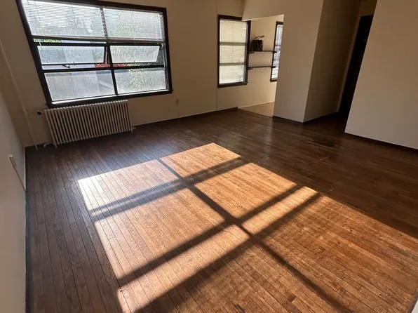 Montlake Apartments, 2410 E Lynn St APT 204, Seattle, WA 98112