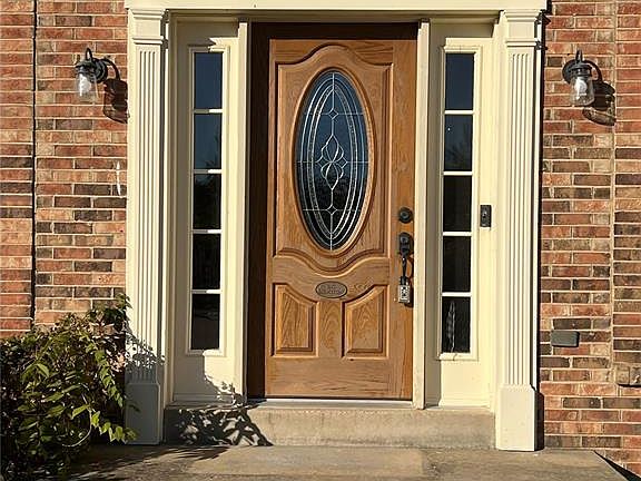 3rd image of 11329 Brierhall Cir