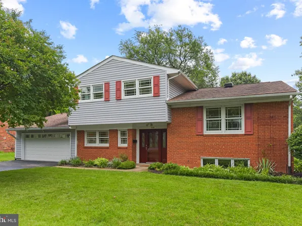 3341 Mansfield Rd, Falls Church, VA 22041