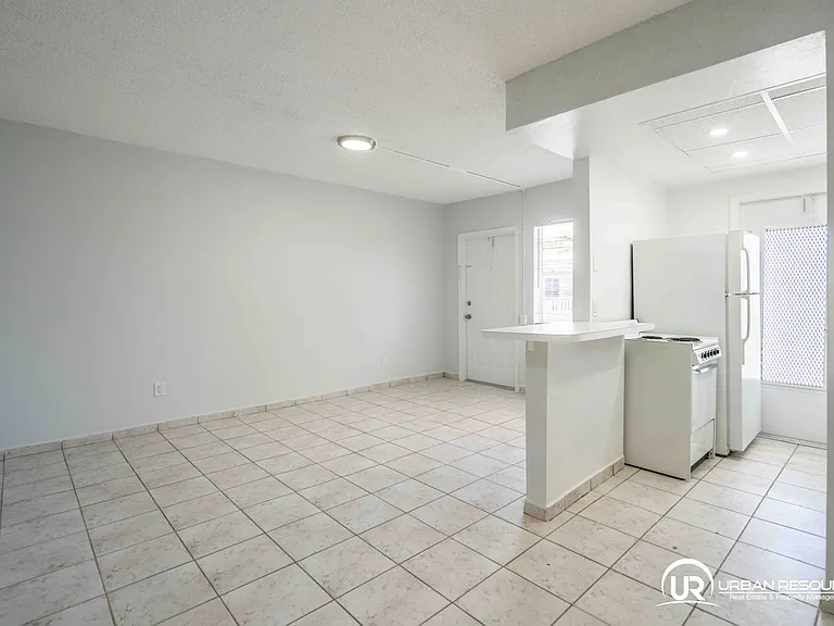 6650 Miller Dr #19 — Photo 10