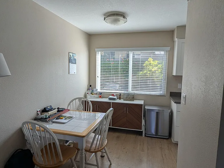 515 E Arrellaga St #4 — Photo 4