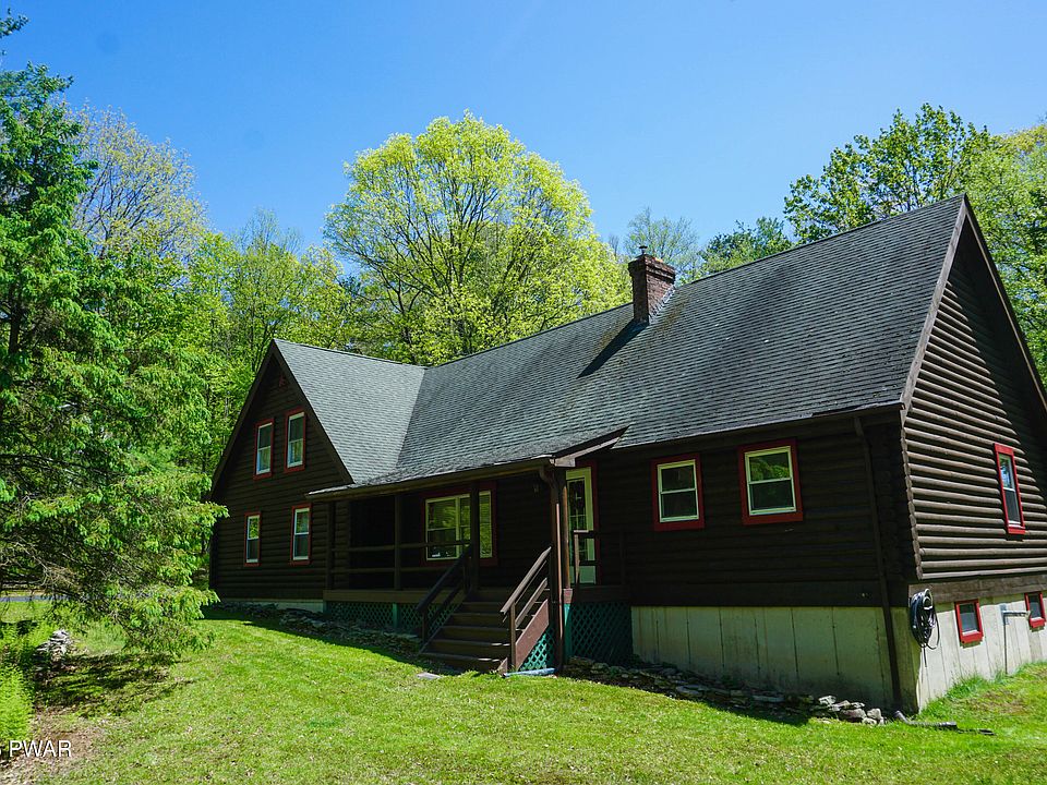 1st image of 161 Hawthorne Dr