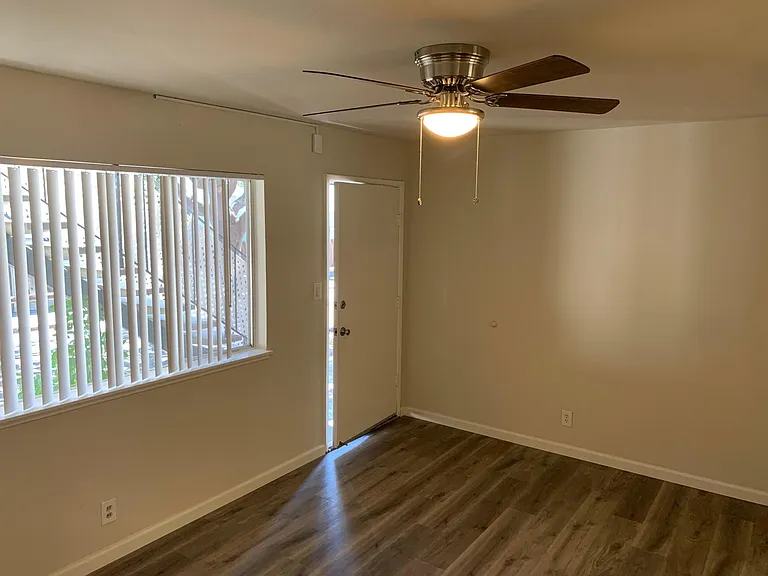 3549 Agate Dr #5 — Photo 5