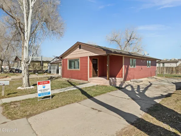 609 S Miller Ave, Gillette, WY 82716