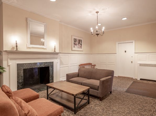 901 Montgomery Ave APT 608