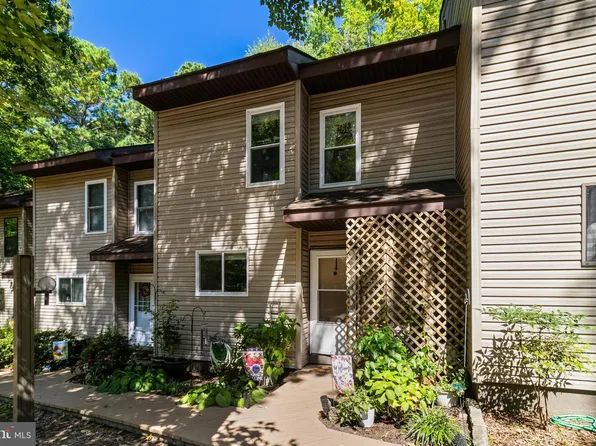 44668 Scarlet Oak Ct, California, MD 20619