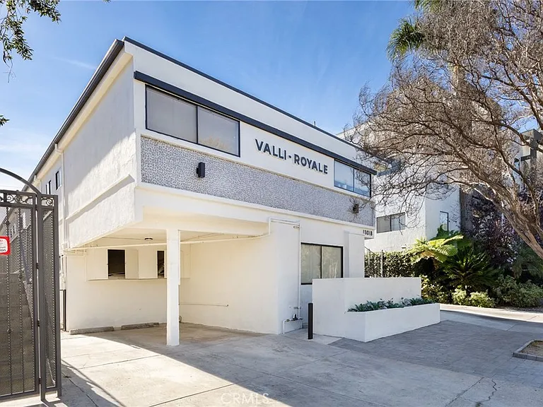 13018 Valleyheart Dr #8 — Photo 13