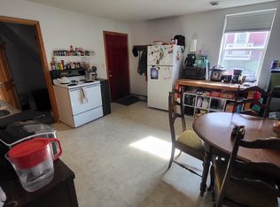 12 N 4th St, Platteville, WI 53818