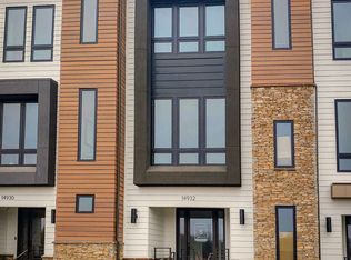 14932 Dispatch St #8, Rockville, MD 20850