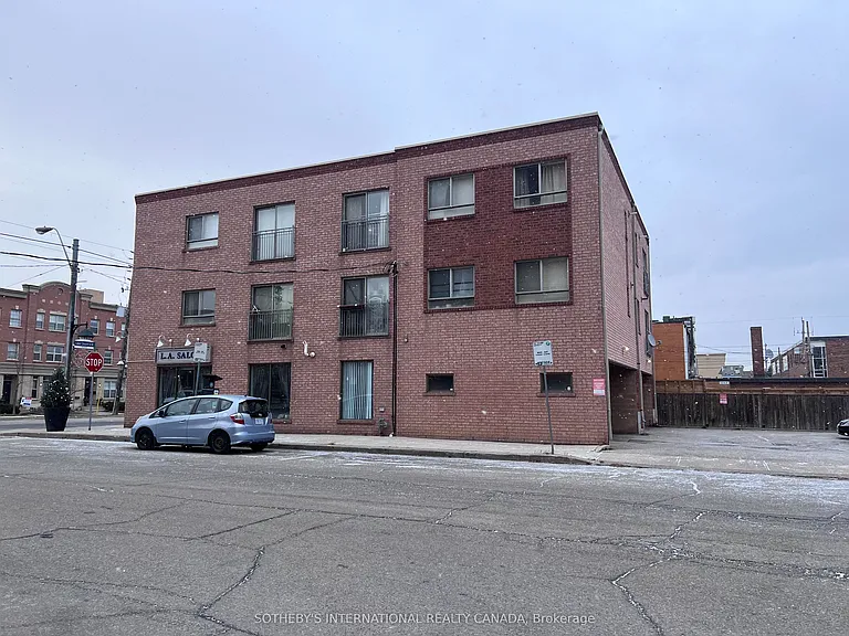 3069 Lakeshore Ave #301 — Photo 11