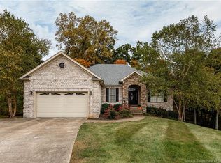 4010 Townsend Ct, Floyds Knobs, IN 47119