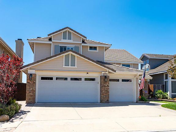 2nd image of 10474 Mammoth St