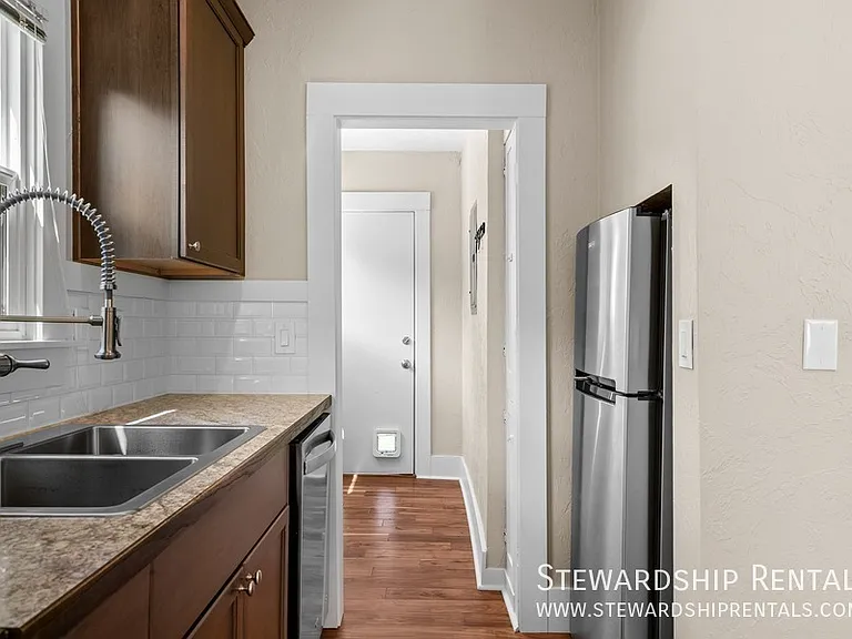 2024 Emerald St #6 — Photo 8