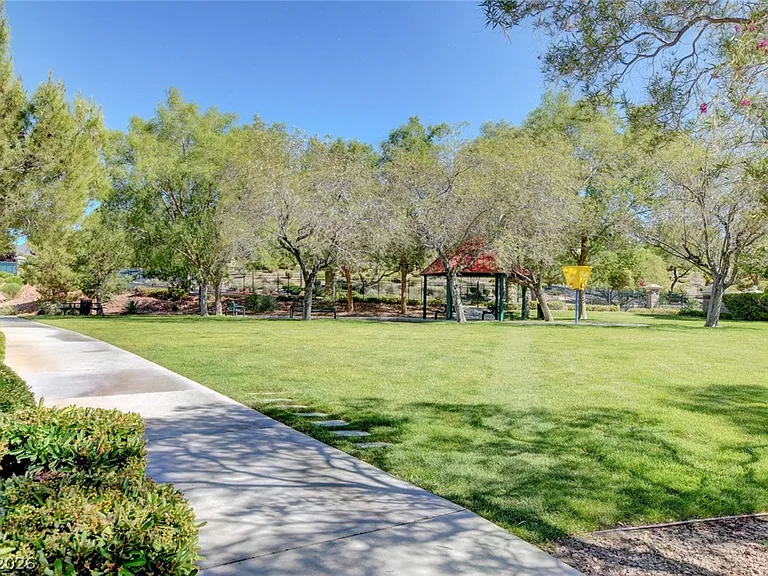 1693 Ravanusa Dr — Photo 66