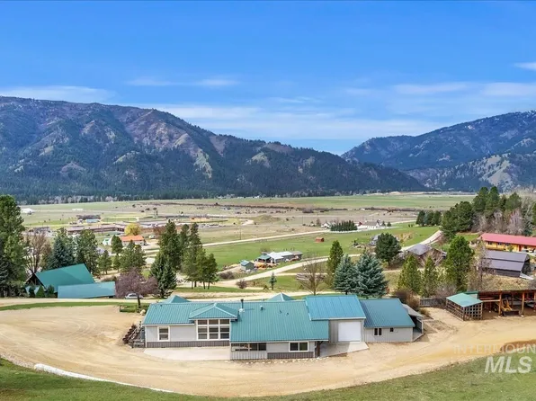15 Granite Basin Rd, Garden Valley, ID 83622