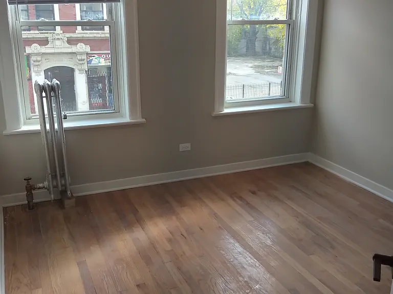 3248 N Pulaski Rd #305 — Photo 8