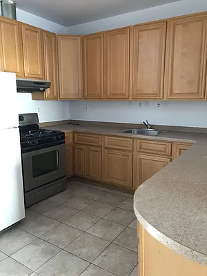 Rented by GG Caleca Realty | media 5