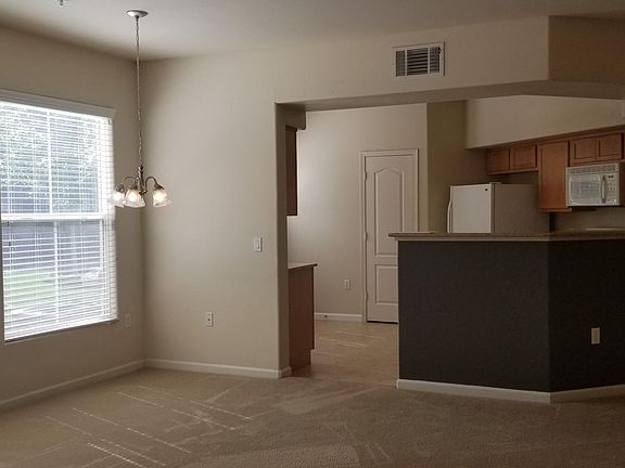2nd image of 5481 Tares Cir