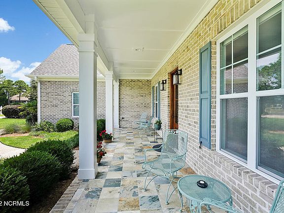 3rd image of 2797 Harbormaster Drive SE