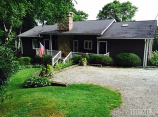 1084 Big Bearpen Rd, Highlands, NC 28741