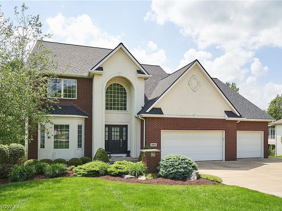 1st image of 929 Hidden Valley Dr
