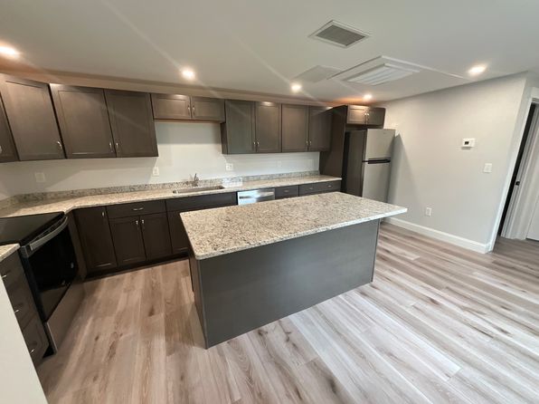 58 Central St #3