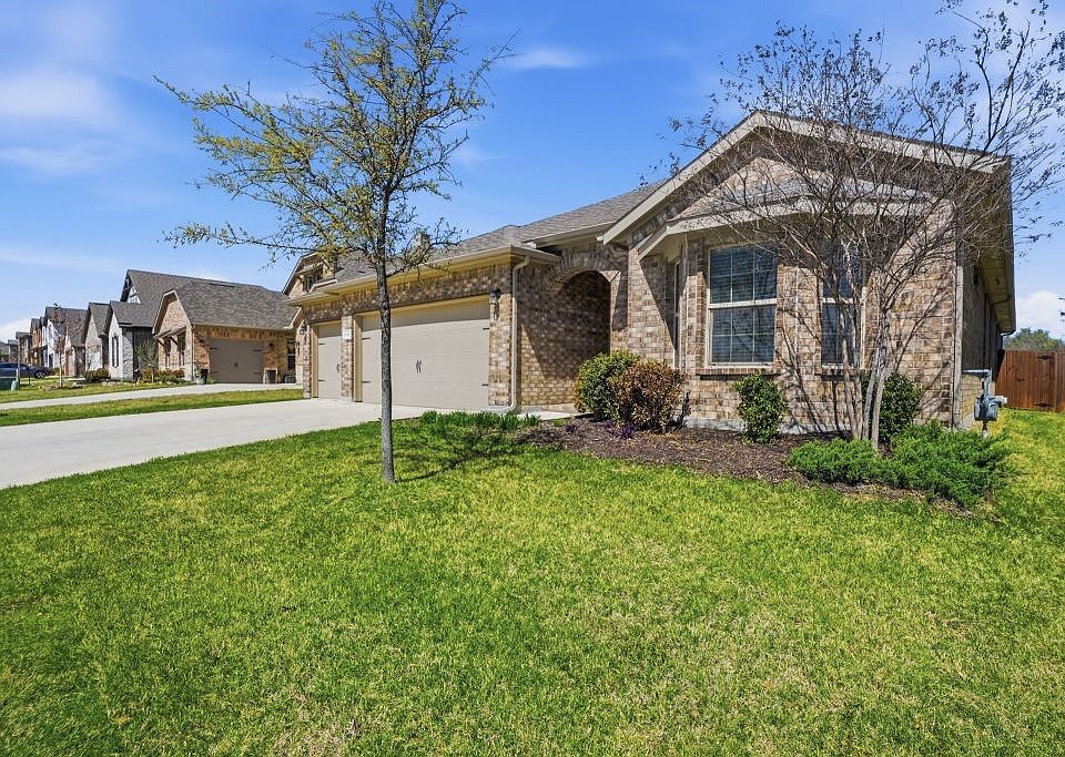 1st image of 1716 Bellatrix Dr