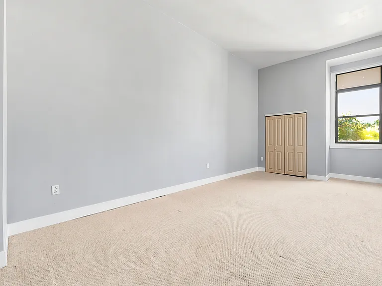 171 Grape St — Photo 13