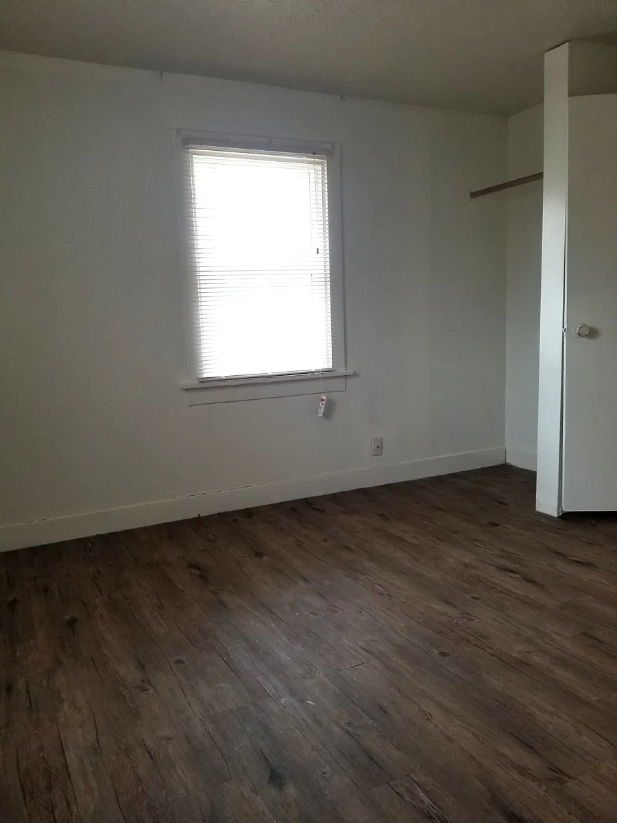 Building Photo - 138 Shoshone Ave