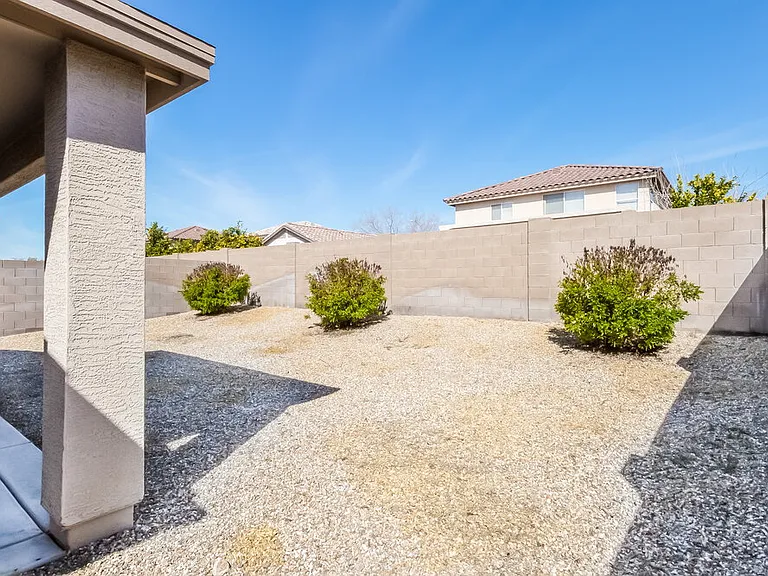 11834 W Sunnyside Dr — Photo 16