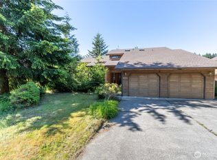 1624 W 14th St, Port Angeles, WA 98363