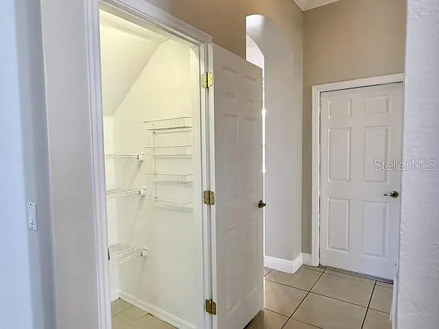 2300 The Oaks Blvd — Photo 17