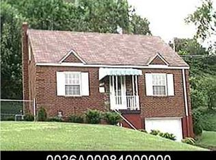 1079 Greenlawn Dr, Pittsburgh, PA