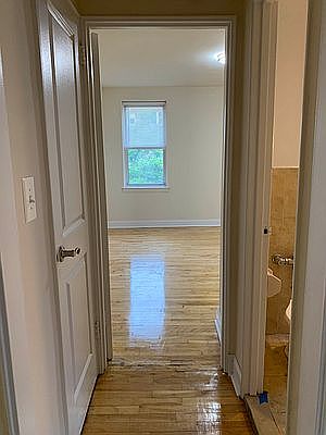 4th image of 143-09 Barclay Ave #4