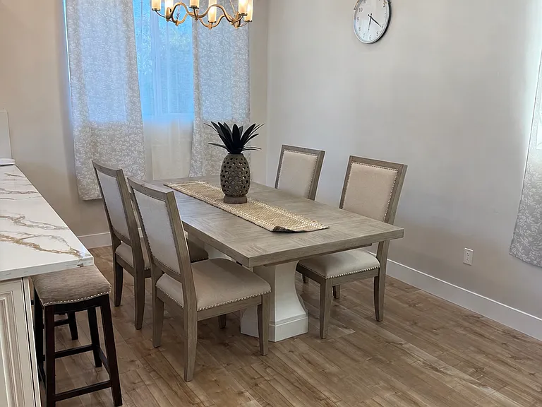 11313 Zelzah Ave — Photo 5