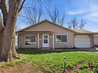 1412 S 2nd St, Mattoon, IL 61938