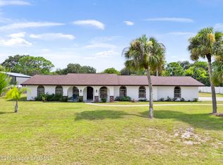 5215 Pina Vista Dr, Melbourne, FL 32934