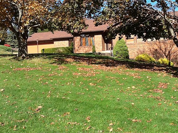 2nd image of 101 Belmont Dr