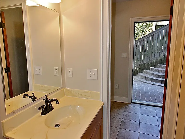 3615 Bayside Ave — Photo 27