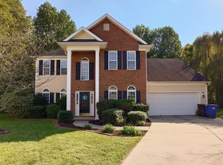 4172 Turnberry Park Ct, Pfafftown, NC 27040
