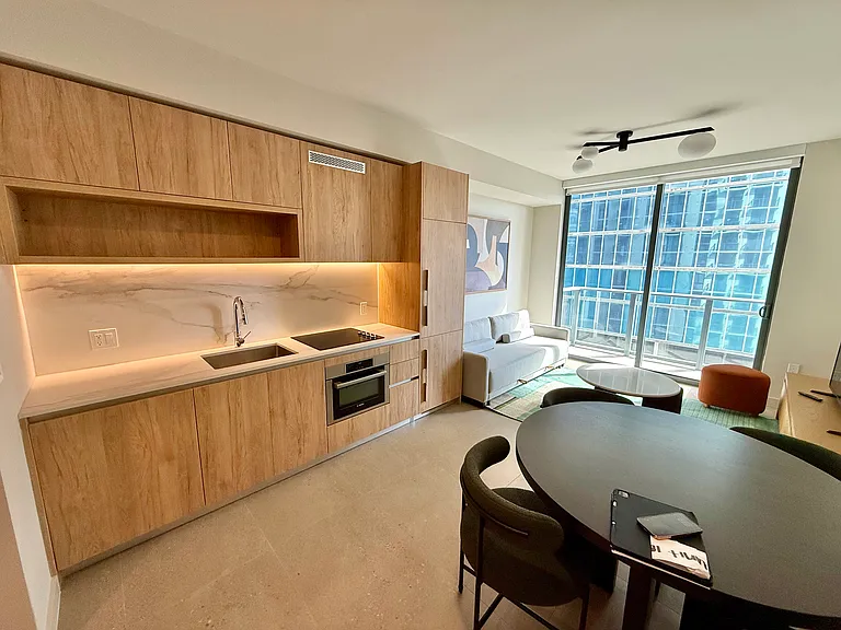 11 NE 6th St #1803 — Photo 11