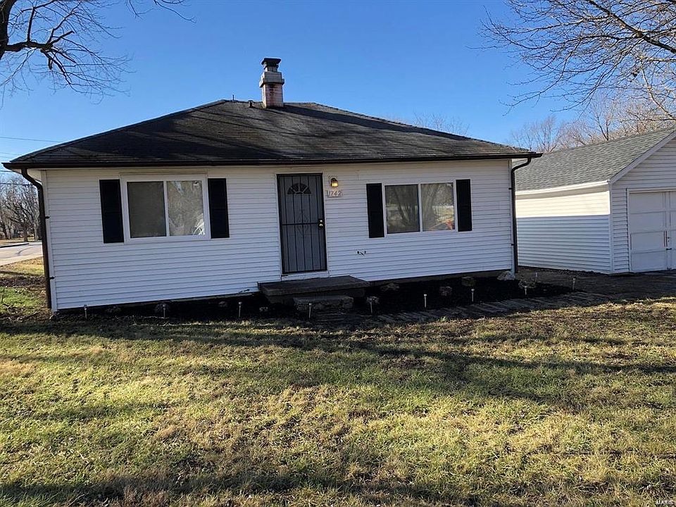 1st image of 1742 Loretta Ave