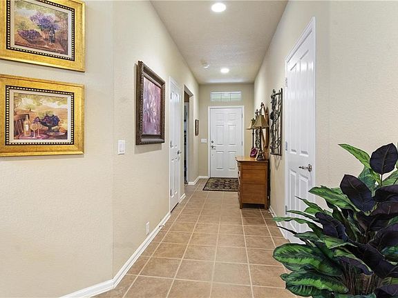 5th image of 246 Hoot Owl Ln N