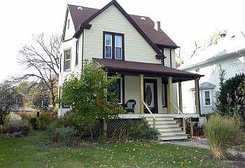 1st image of 615 Wesley Ave