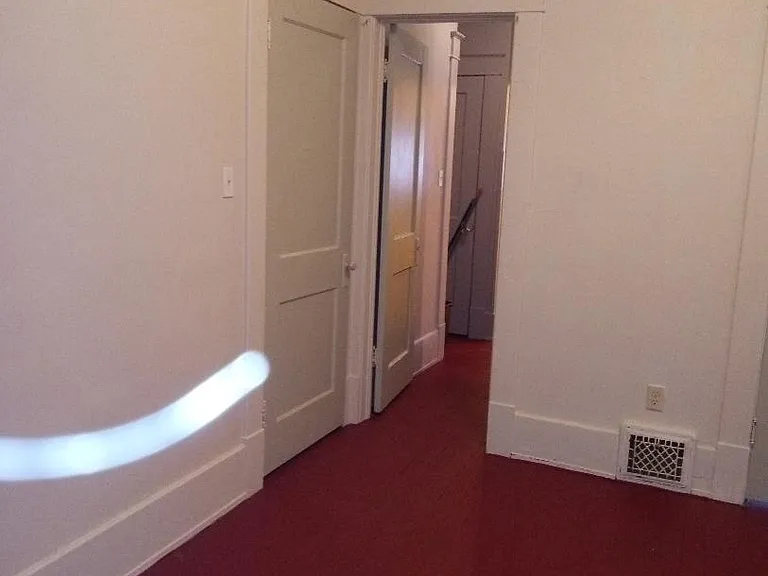 1311 N Waco Ave — Photo 4