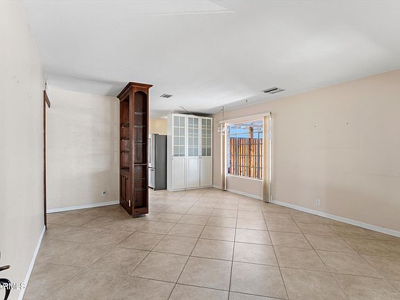 5th image of 1130 E Colter Street