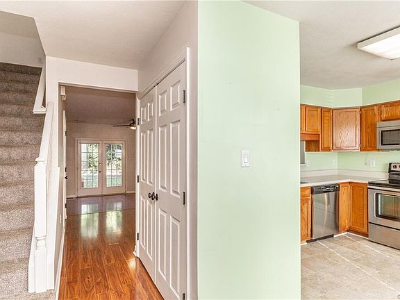 2nd image of 4920 Bunclody Ct